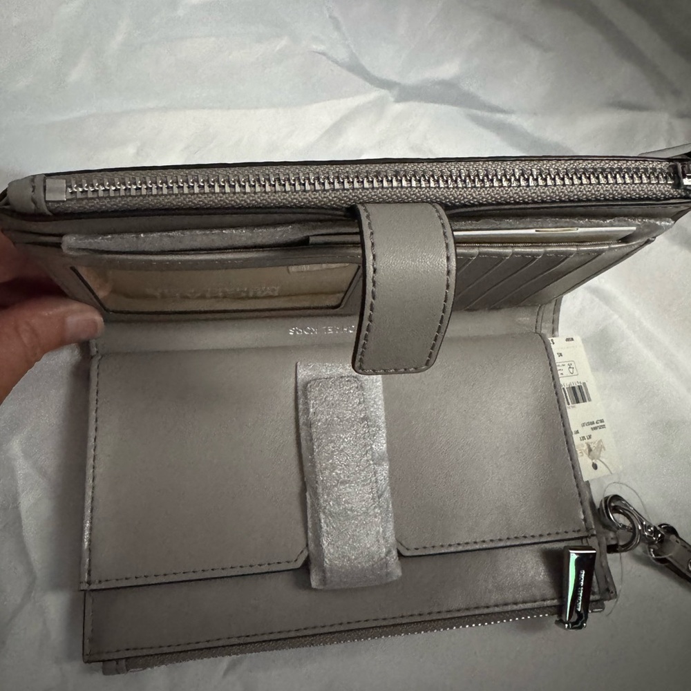 Michael Kors Gray and Cream Tote Bag with Gold Accents - Picture 13 of 13